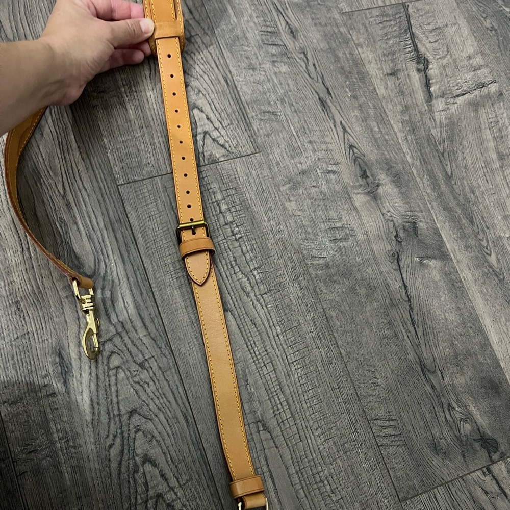 ‼️‼️SOLD‼️‼️Louis Vuitton Luggage Strap